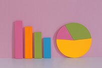 【元銀行員が解説】銀行で退職金「1000万円」で投資信託＆定期預金のセットプランをすすめられた！定期預金の金利は魅力だけど飛びついて良いの？