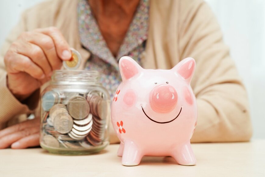 【70歳代の貯蓄事情】平均年金月額＆平均貯蓄額はいくらか。老後を豊かにするための工夫2つ