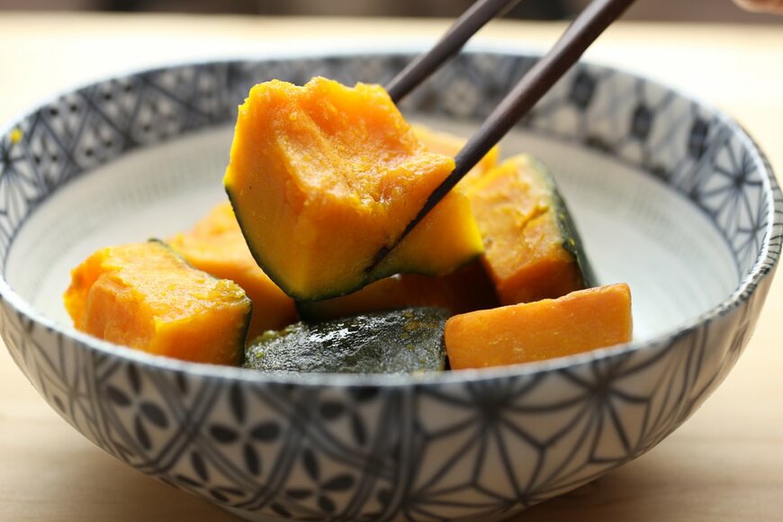 冬至に食べるカボチャの煮物（decoplus/Shutterstock.com）