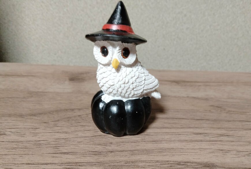 筆者撮影（ダイソー、ハロウィン置物（アニマル））