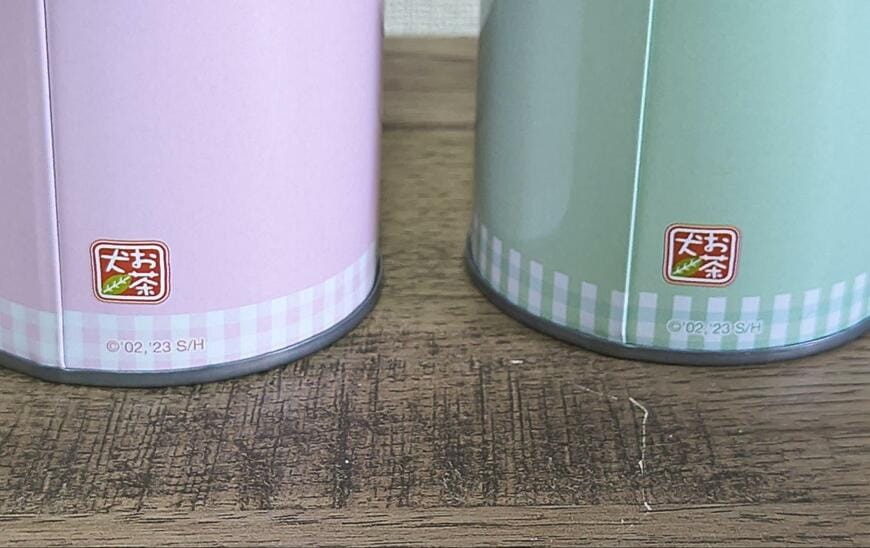 セリア、お茶犬 丸缶ケース商品画像