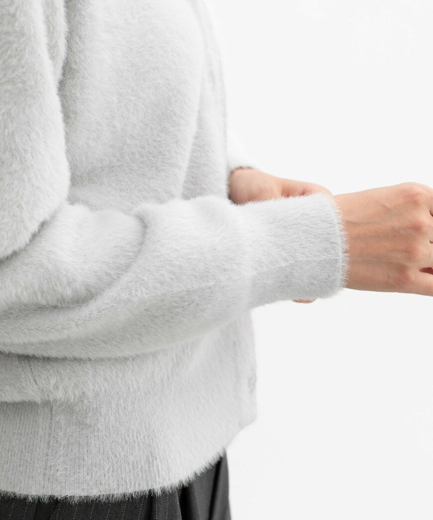 ハニーズ公式　フェザーＶネックカーデ